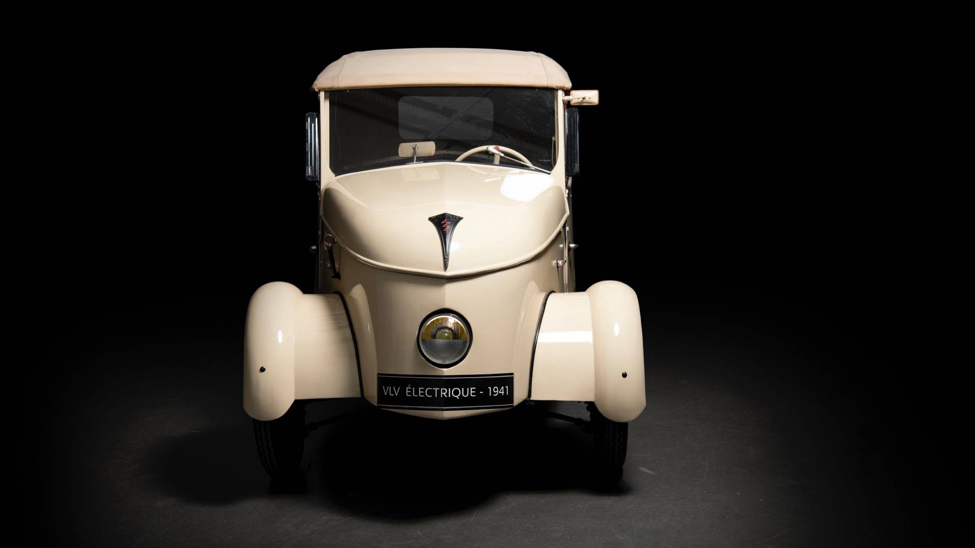 1941-es Peugeot VLV szemből