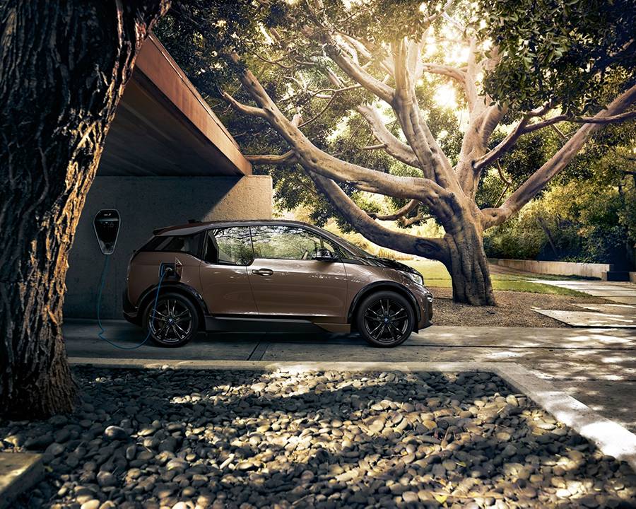 2018-as BMW i3 oldalról