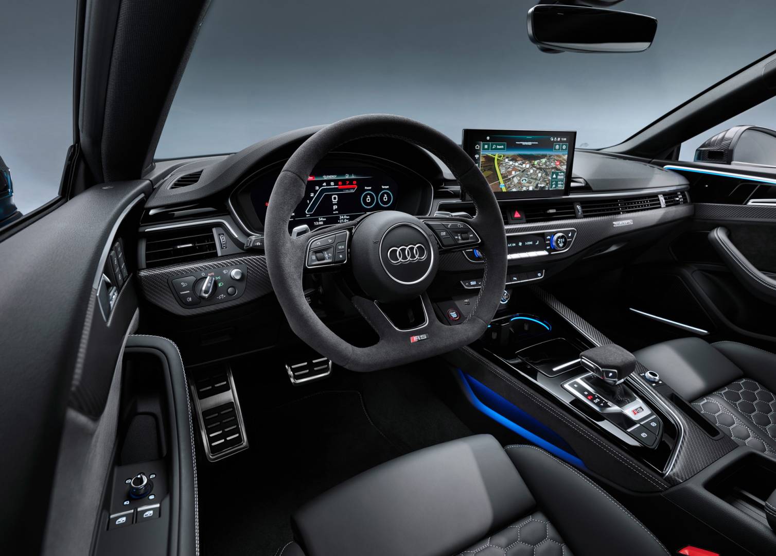 Audi RS5 facelift beltér